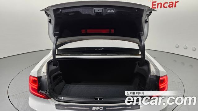 Volvo S90 2020 — photo 25