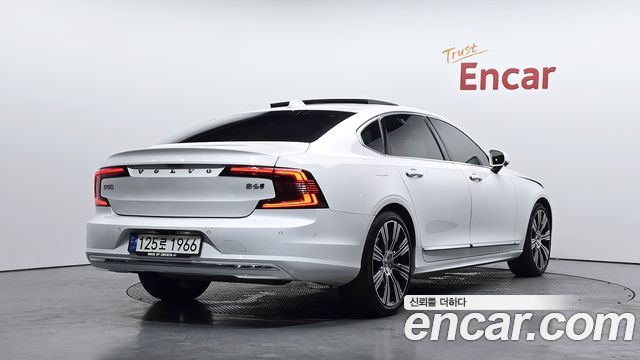 Volvo S90 2023 — photo 2