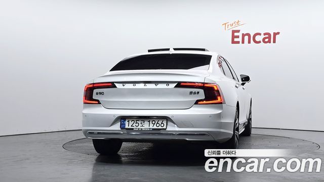 Volvo S90 2023 — photo 4