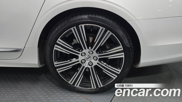 Volvo S90 2023 — photo 7