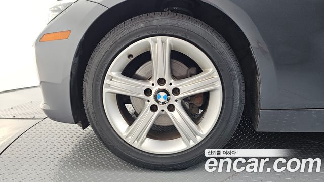 BMW 3-Series 2013 — photo 5