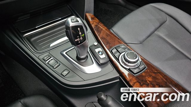 BMW 3-Series 2013 — photo 9