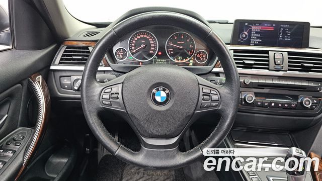 BMW 3-Series 2013 — photo 13