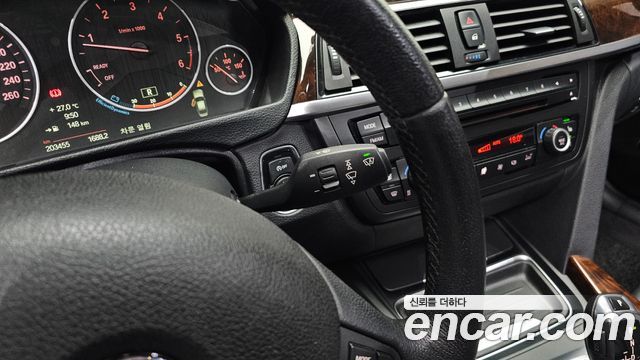 BMW 3-Series 2013 — photo 17