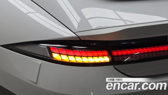 Hyundai Ioniq6 2025 — photo 9