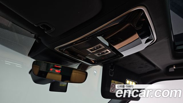Land Rover Range Rover 2020 — photo 33