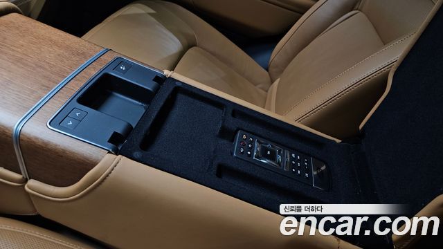 Land Rover Range Rover 2020 — photo 39
