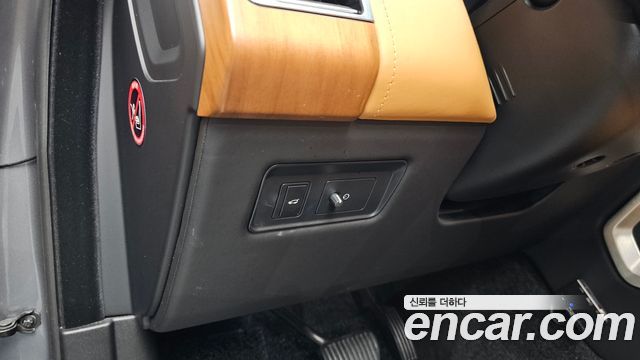 Land Rover Range Rover 2020 — photo 41