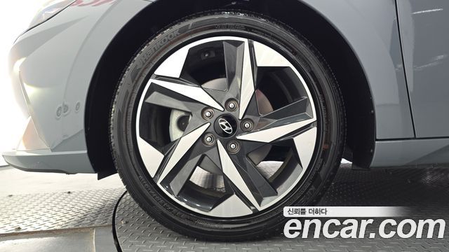 Hyundai AVANTE 2022 — photo 5