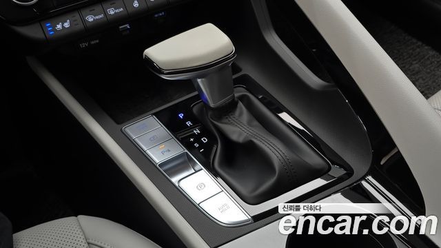 Hyundai AVANTE 2022 — photo 12