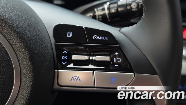 Hyundai AVANTE 2022 — photo 24