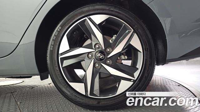 Hyundai AVANTE 2022 — photo 7