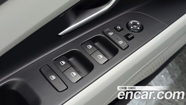Hyundai AVANTE 2022 — photo 30