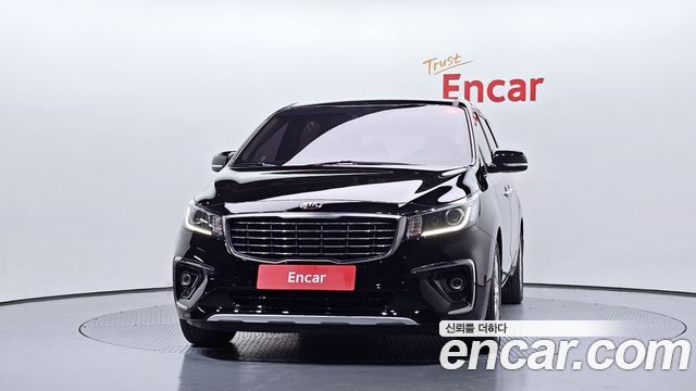Kia Canival 2019 — photo 3