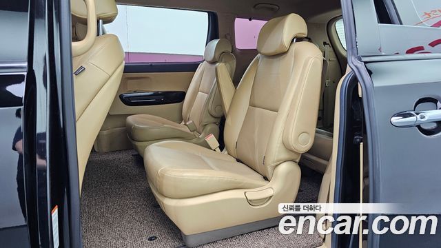 Kia Canival 2019 — photo 18