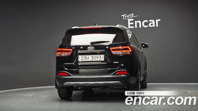 Kia Sorento 2017 — photo 4