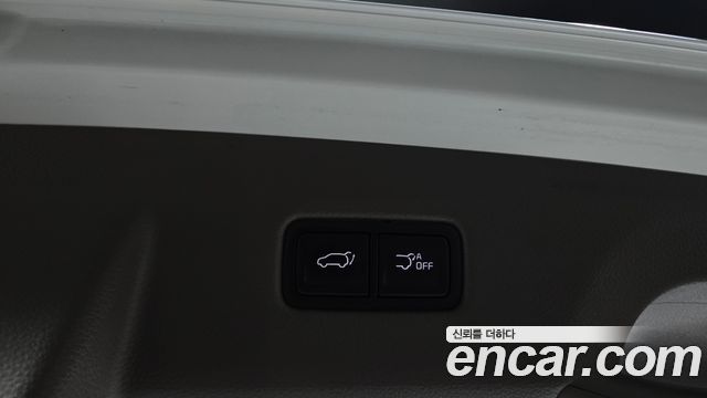 Kia Canival 2023 — photo 15