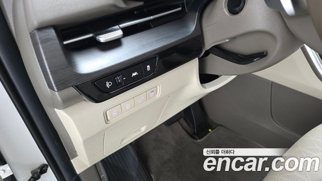 Kia Canival 2023 — photo 20