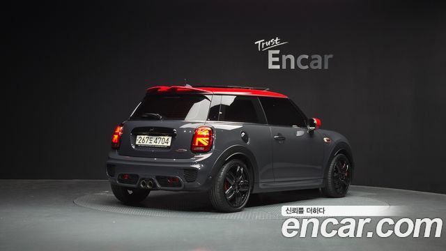 Mini Cooper 2020 — photo 2
