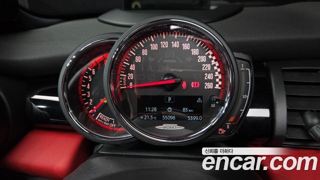 Mini Cooper 2020 — photo 11
