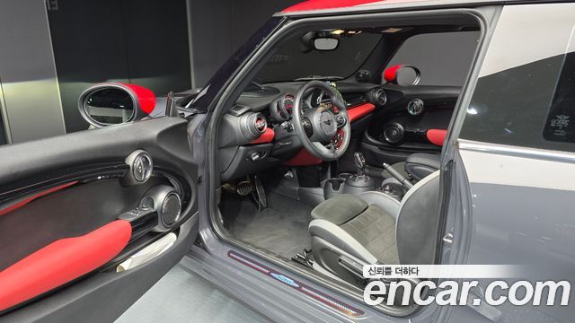 Mini Cooper 2020 — photo 13