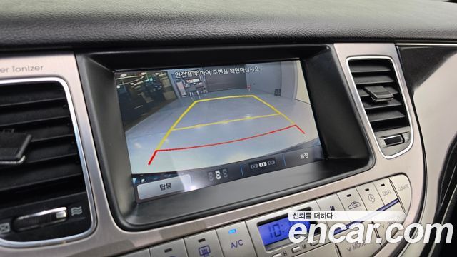 Hyundai Genesis 2013 — photo 15