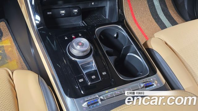 Kia Canival 2021 — photo 9