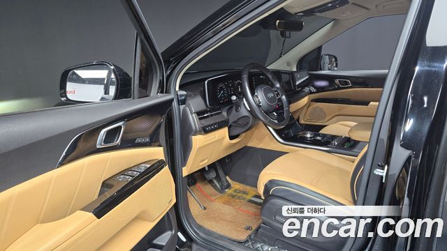 Kia Canival 2021 — photo 10