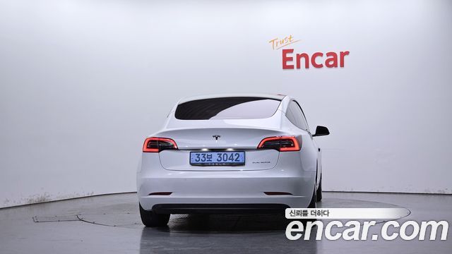 Tesla Model 3 2022 — photo 4