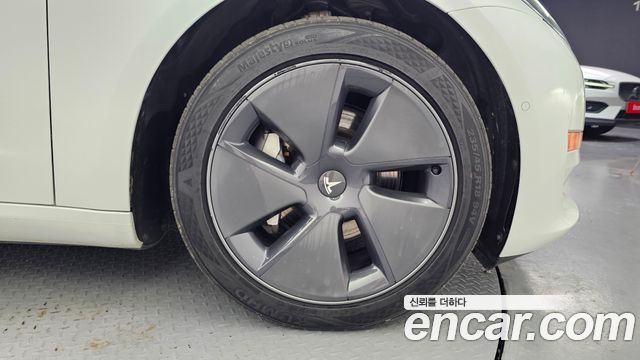 Tesla Model 3 2022 — photo 5