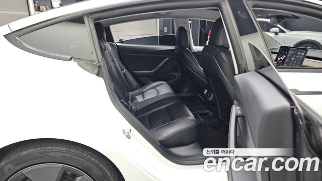 Tesla Model 3 2022 — photo 18