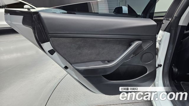 Tesla Model 3 2022 — photo 15