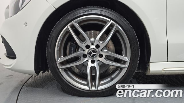 Mercedes-Benz CLA-Class 2018 — photo 5