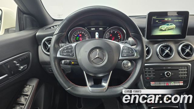 Mercedes-Benz CLA-Class 2018 — photo 18