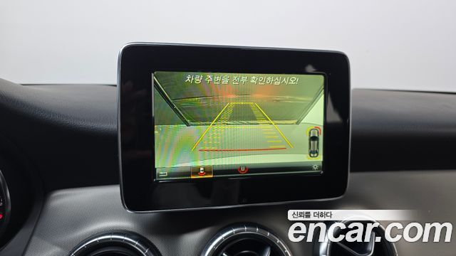 Mercedes-Benz CLA-Class 2018 — photo 20