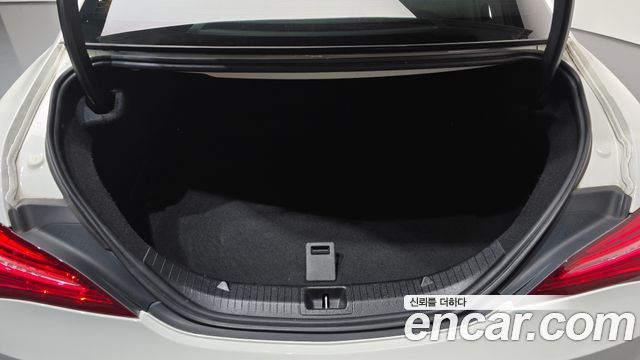 Mercedes-Benz CLA-Class 2018 — photo 26