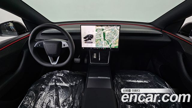 Tesla Model Y 2026 — photo 10