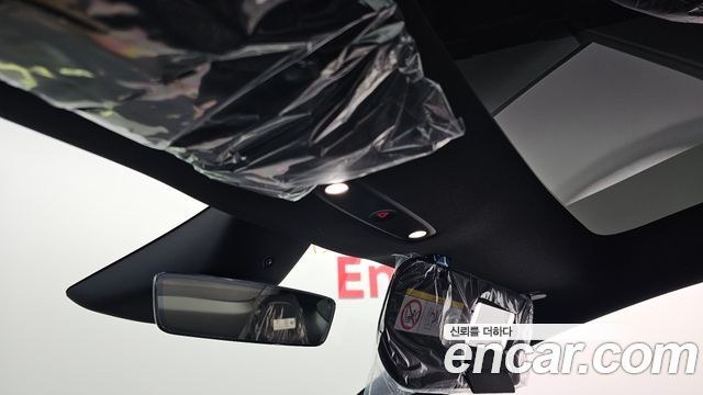 Tesla Model Y 2026 — photo 28