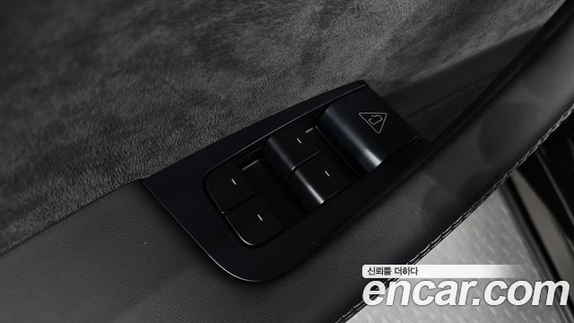 Tesla Model Y 2026 — photo 29