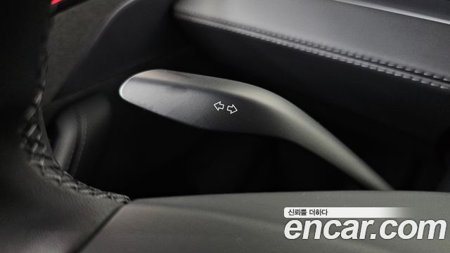 Tesla Model Y 2026 — photo 30