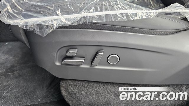 Tesla Model Y 2026 — photo 33