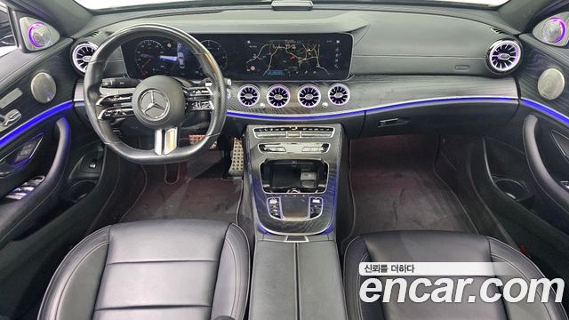 Mercedes-Benz E-Class 2021 — photo 10