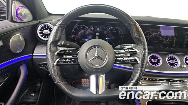 Mercedes-Benz E-Class 2021 — photo 20