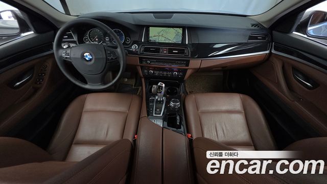BMW 5-Series 2015 — photo 7