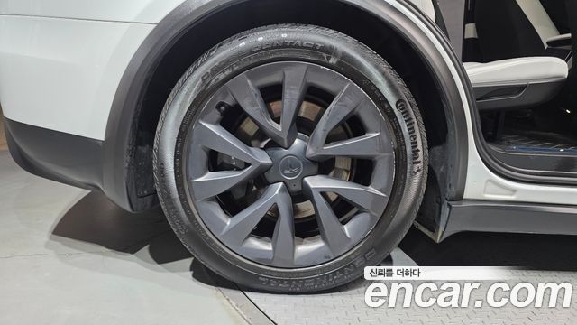 Tesla Model X 2024 — photo 5