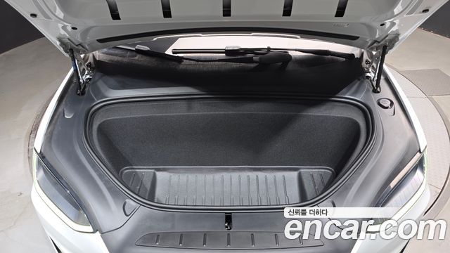 Tesla Model X 2024 — photo 6