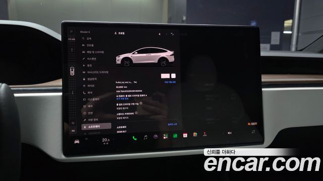 Tesla Model X 2024 — photo 11