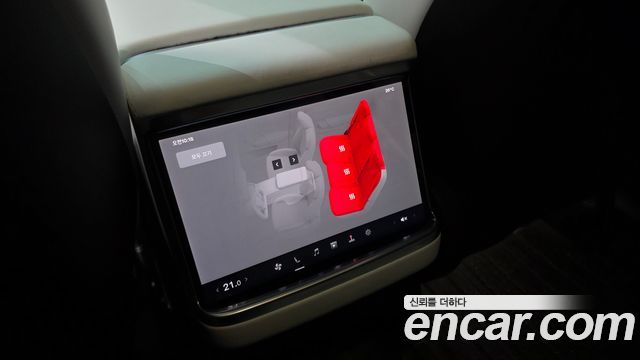 Tesla Model X 2024 — photo 31