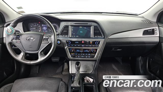 Hyundai Sonata 2017 — photo 10