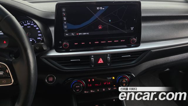Kia K3 2022 — photo 20